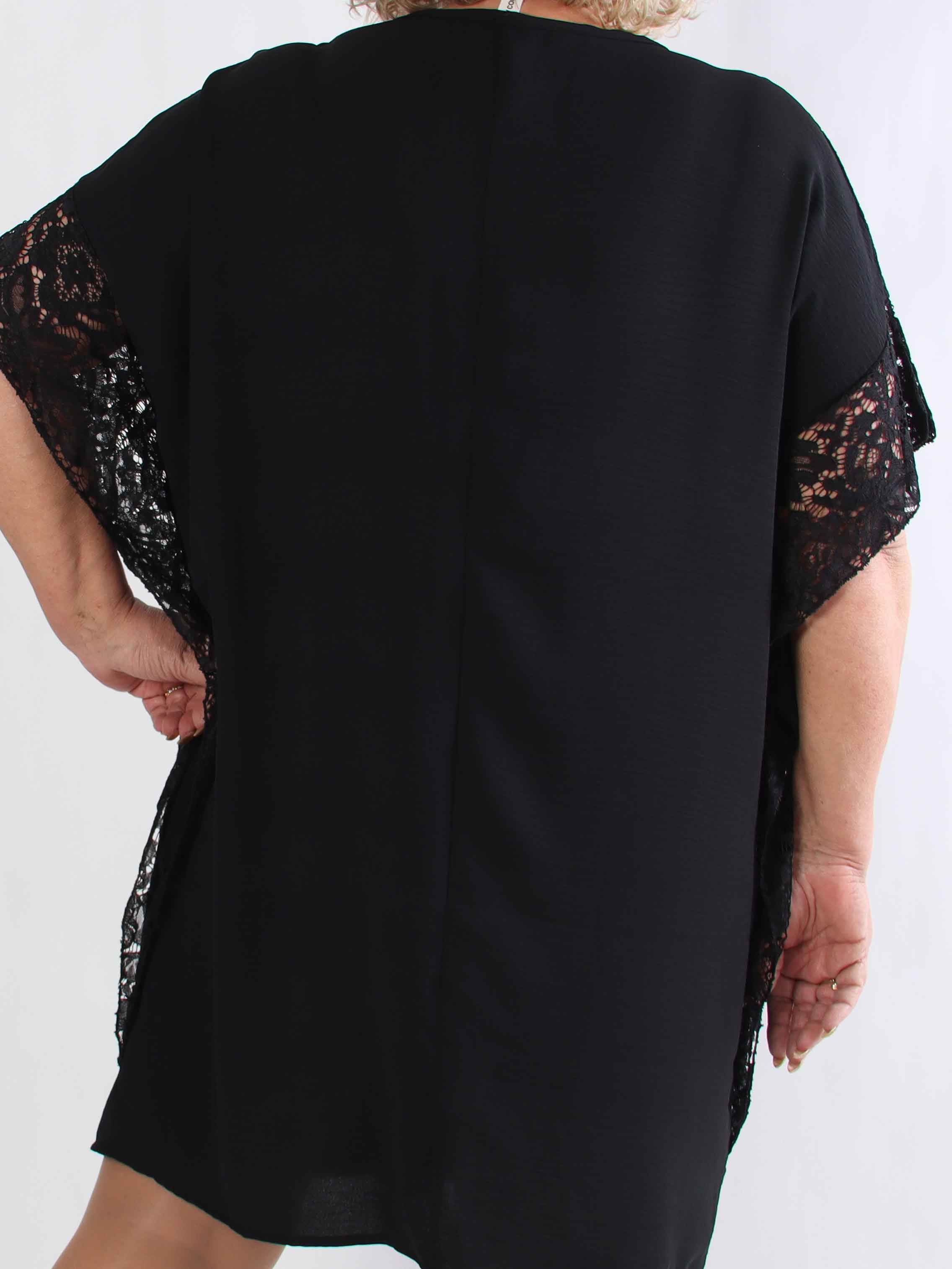 Frazzine - Plus size kjole i løs pasform med blondekant